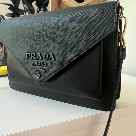 Prada Bag - Picture 2 of 3